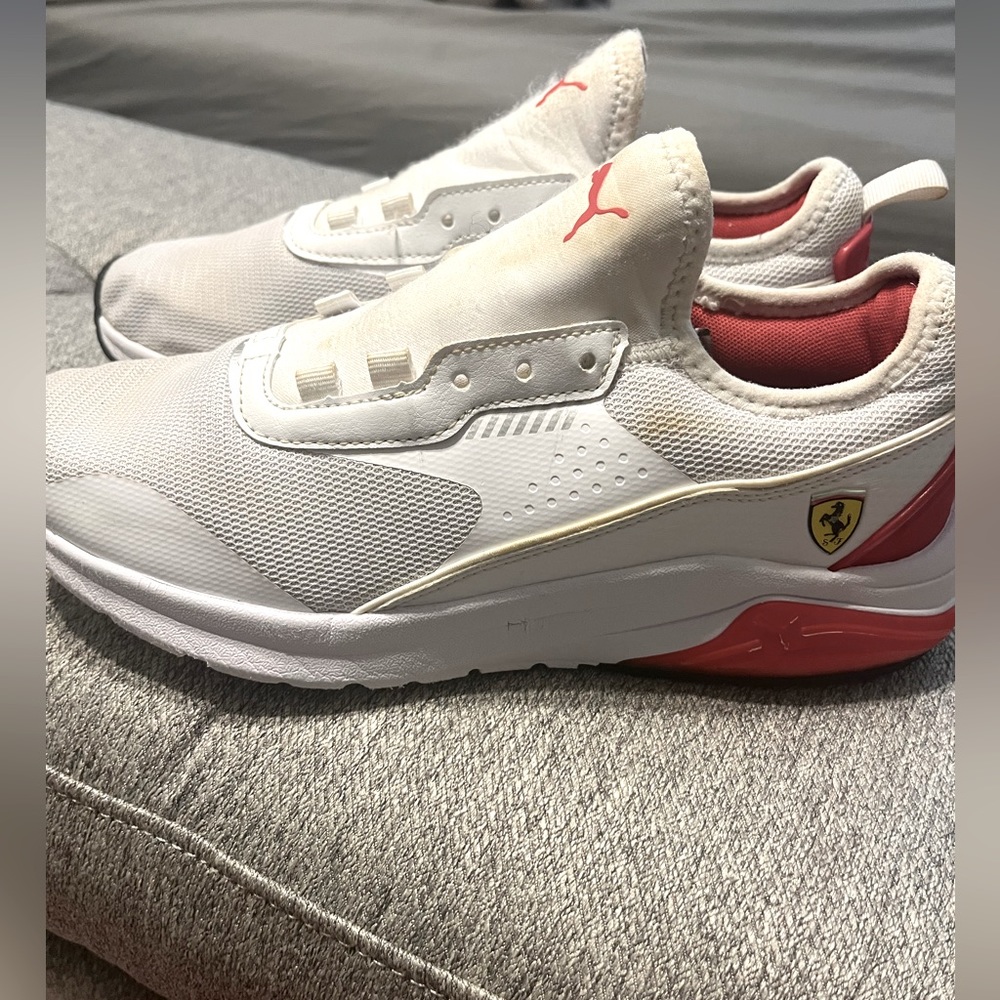 Puma men’s Ferrari sneakers size 7